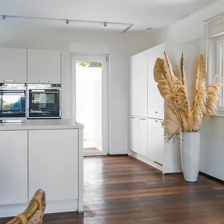 Madrugada- Beachside In Costabella By Interhome * Marbella