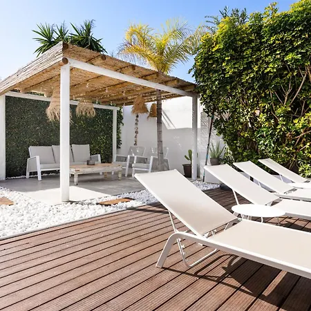 Villa Madrugada- Beachside In Costabella By Interhome *