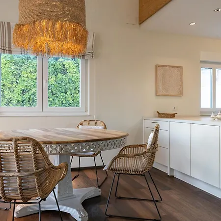 Madrugada- Beachside In Costabella By Interhome * Marbella